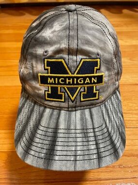 NCAA Michigan Wolverines Washed Gray Cap Hat Navy Embroidered Final Four Unisex